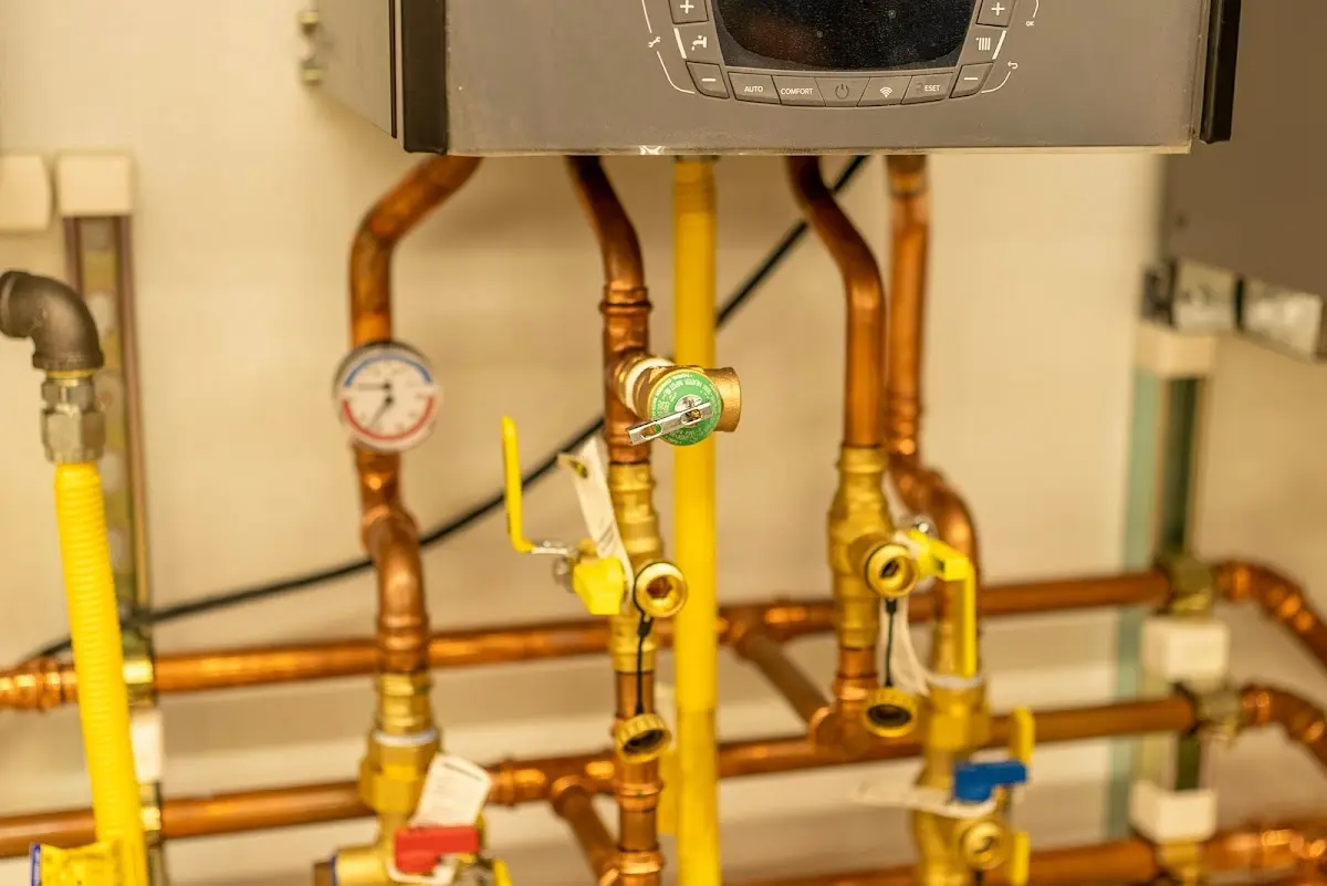 Licensed technician providing Slab Leak Repair for a homeowner in Lake Holm